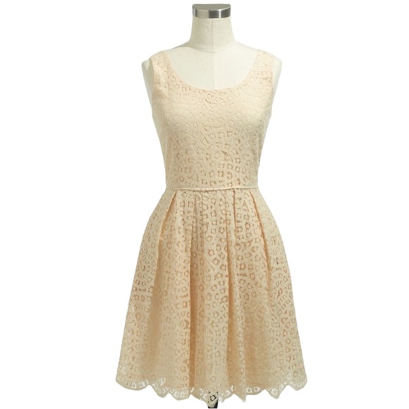 J CREW Pale Peach Lace Dress Lined Pockets Size 2 - Picture 1 of 8